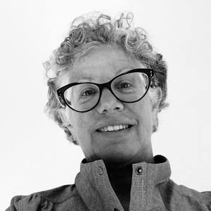 Meet your Posher, Roxanne